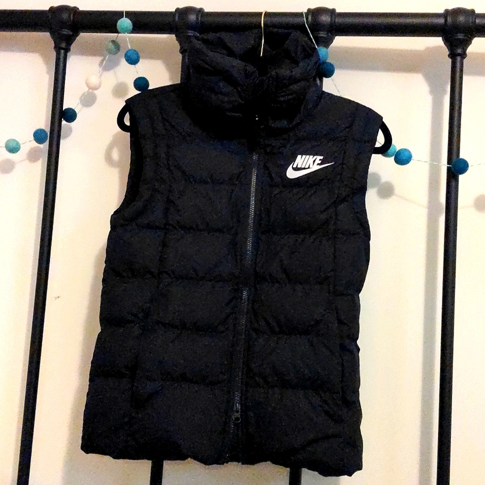 Nike down puffer vest